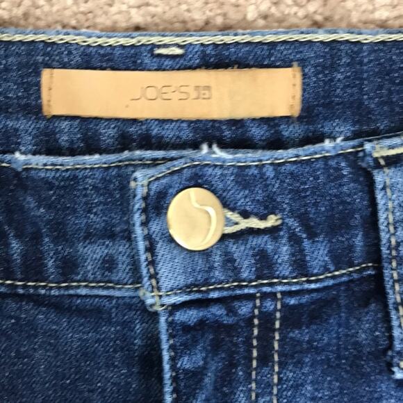 Joe’s Jeans 4” Cut Off Ozzie Shorts. - Picture 4 of 7